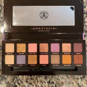 Anastasia Beverly Hills Norvina Eyeshadow Palette